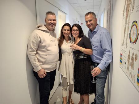 Otvoritve se je udeležilo tudi veliko poslovnih partnerjev_prijateljev in družinskih članov